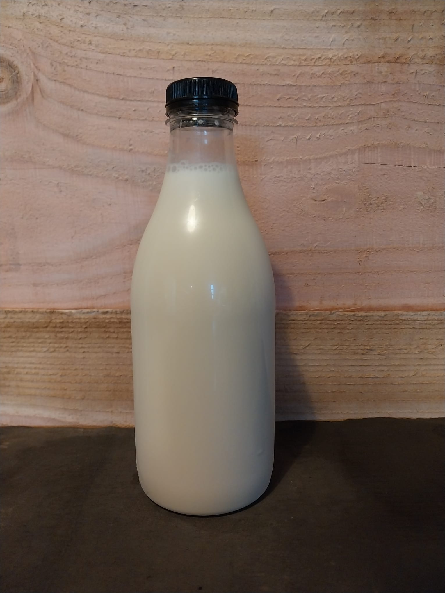 Organic raw milk | Local Collection